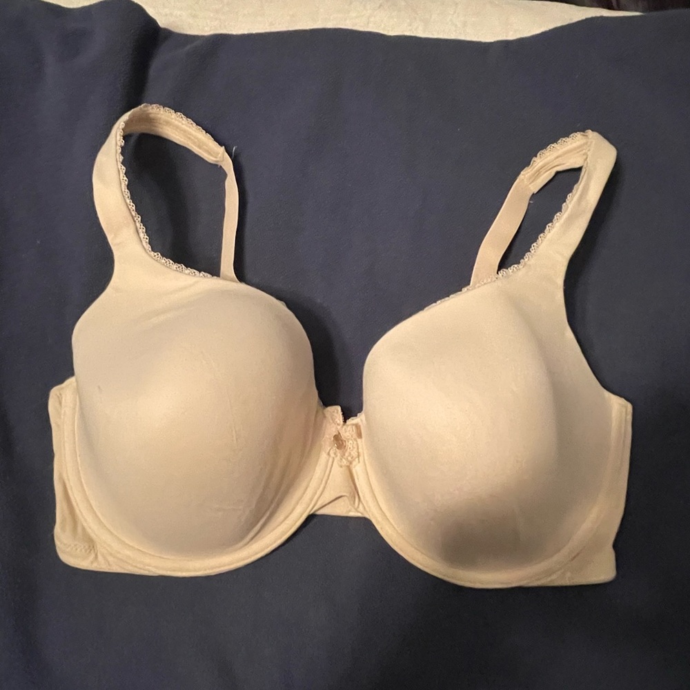 Victoria’s Secret body by Victoria Perfect Lined Beige 36DD